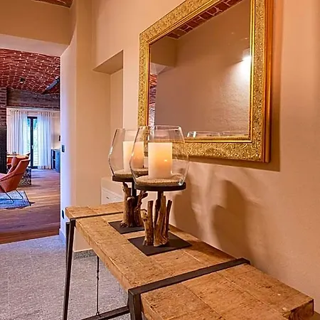 Cascina Bo Hotel *