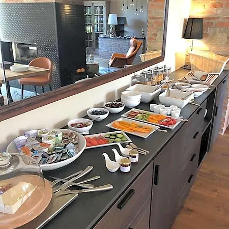 Cascina Bo Hotel *